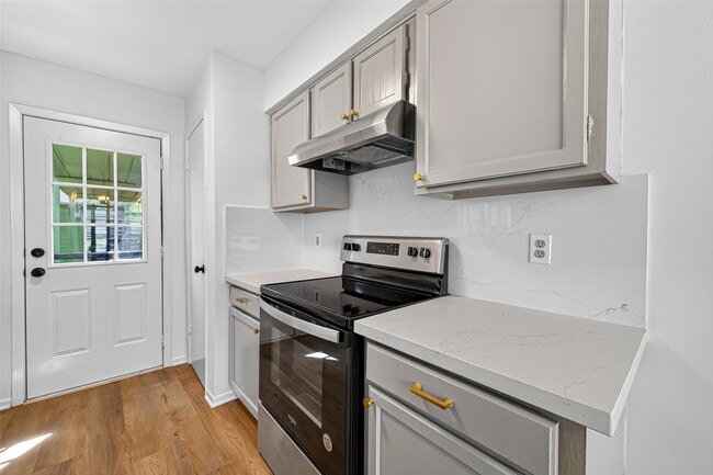 Building Photo - 1917 Trixie Ln