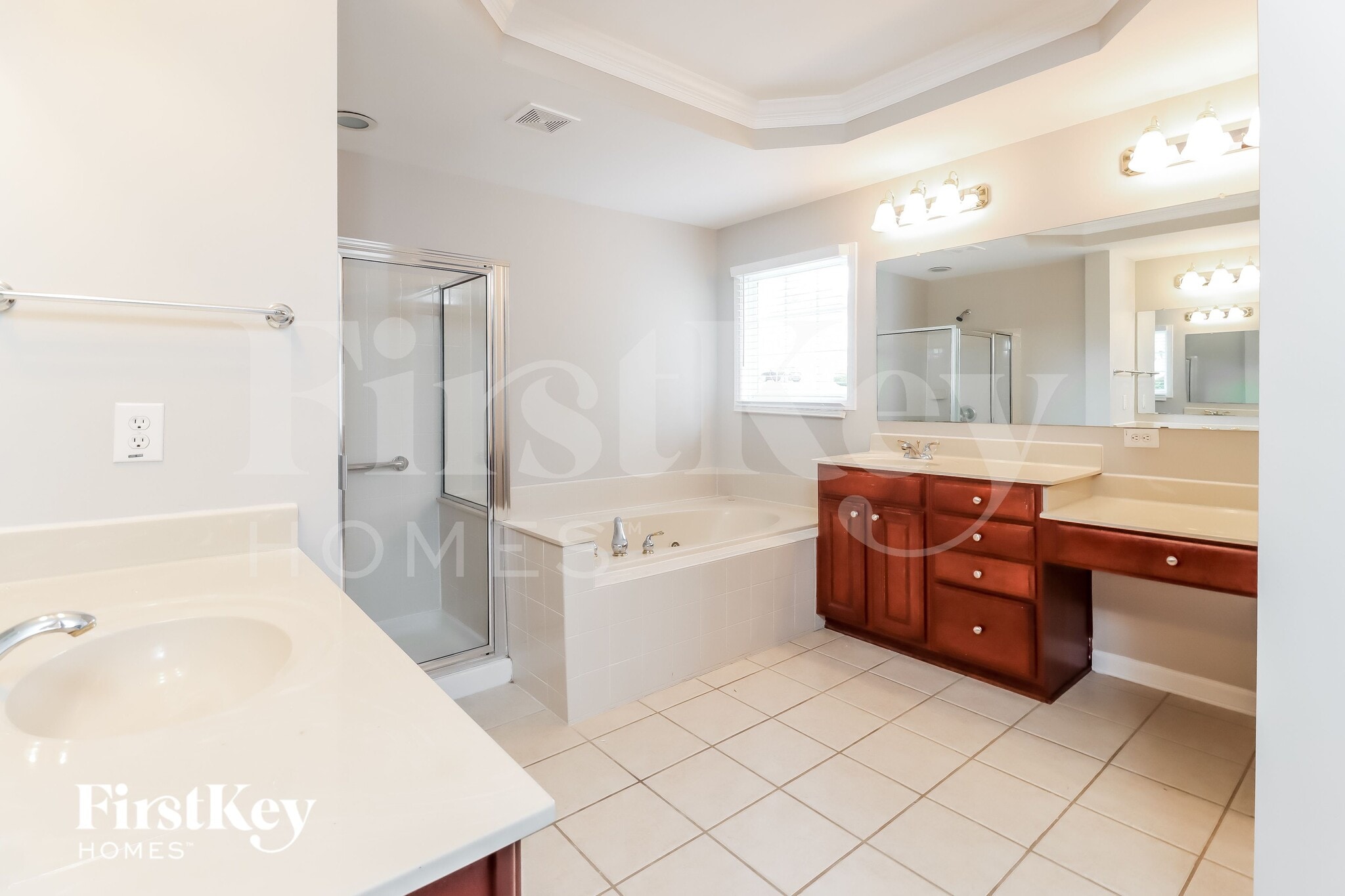 Building Photo - 1421 Kentmire Ct