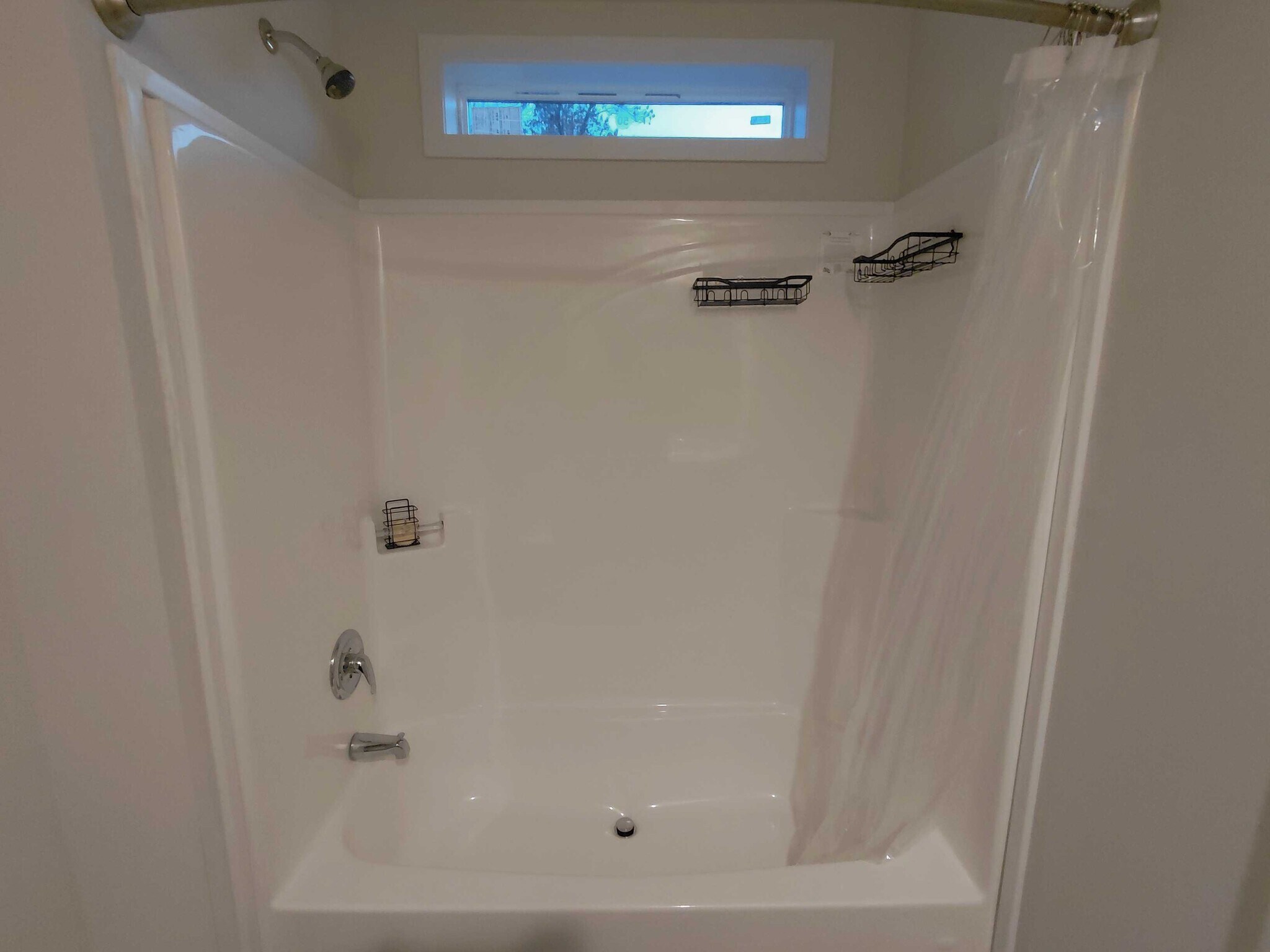 Building Photo - 2014 Gull Ln NW