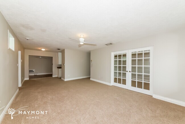 Building Photo - 1310 Dartmouth Dr