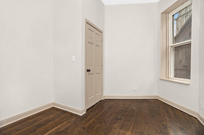 Building Photo - 2634 W Cortez St