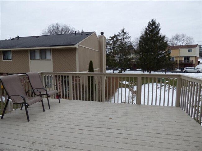 Building Photo - 794 Wheatland Cir