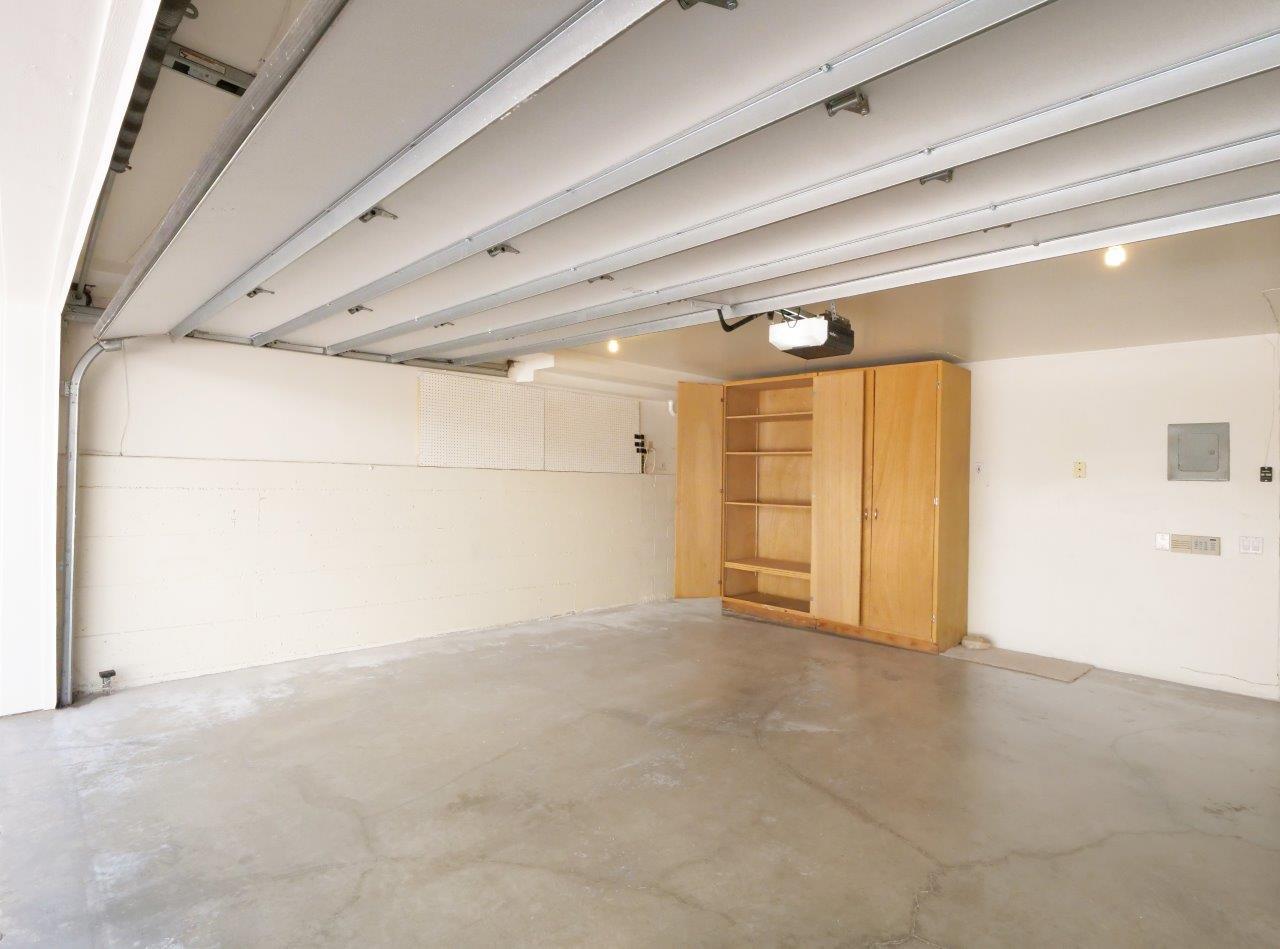 Building Photo - 515 N Gertruda Ave