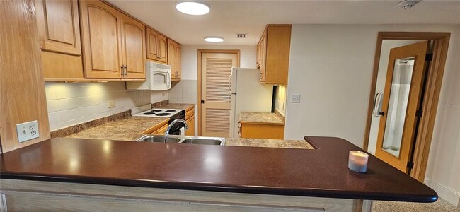 Building Photo - 36750 US Hwy 19 N