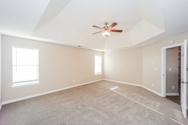 Building Photo - 3661 Colonnade Ct