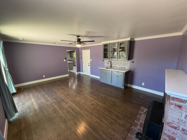 Building Photo - 3 Bedroom | 2 Bathroom | Single family home in Golf Course Terrace