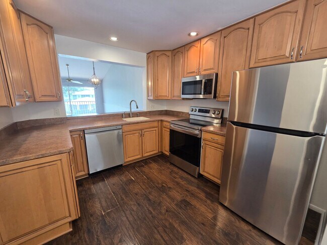 Building Photo - 1357 Churchill Cir