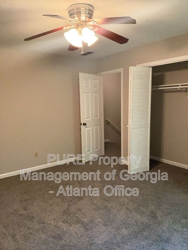 Building Photo - 1386 Stonehenge Ct