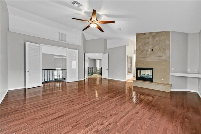 Building Photo - Fully Upgraded 5 Bedroom 4.5 Bathroom in Guard Gated Foothills Community!