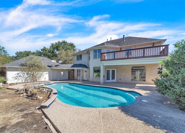 Building Photo - 1423 Meadow Lakes Dr