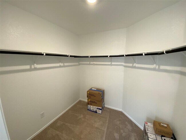 Building Photo - 1332 Aquilla Dr