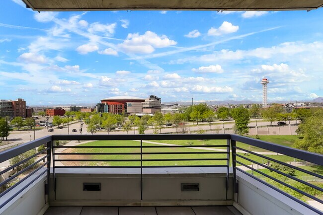 Building Photo - Large 2 Bedroom Loft in LoDo with Amazing ...