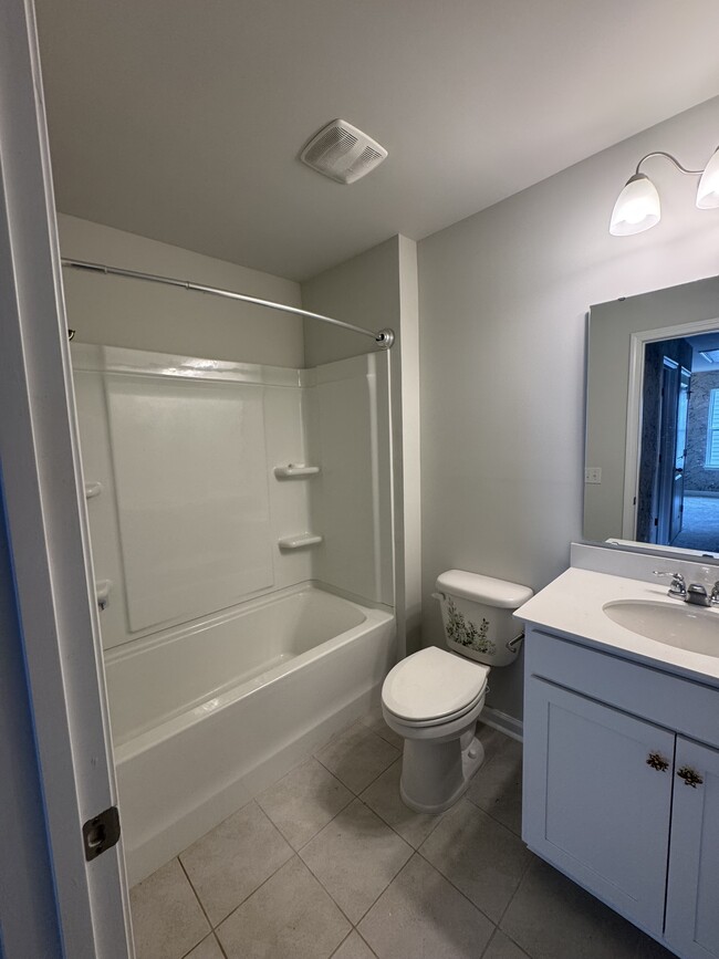 Building Photo - 1011 Sago Palm Ct