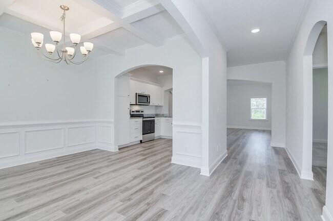 Building Photo - 326 Agape Ln