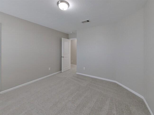 Building Photo - 713 Totem Trail Dr