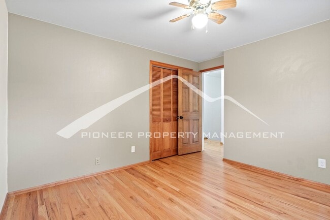 Building Photo - 1024 Pike Dr