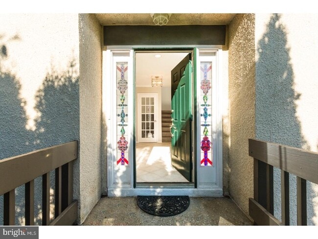 Building Photo - 11 Lexington Ct