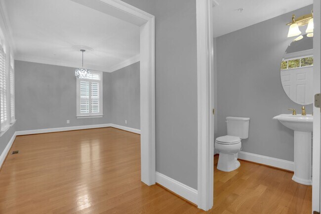 Building Photo - 8638 Westford Rd