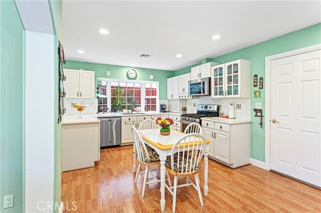 Building Photo - 5101 Chateau Cir