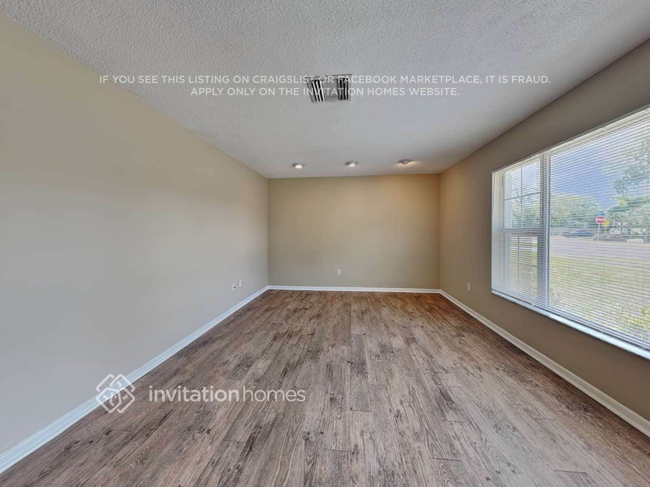 Building Photo - 2194 Oak Grove Dr