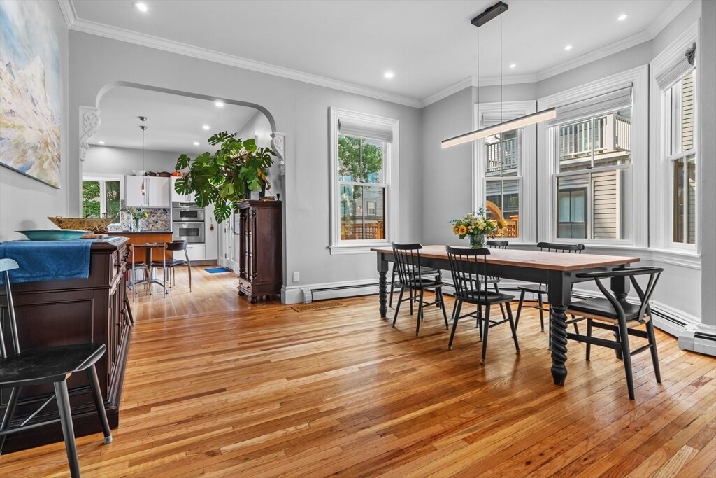 Building Photo - 63 Ellery St