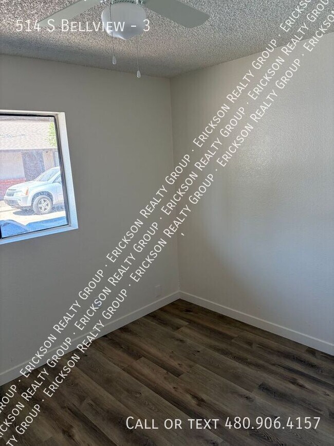Building Photo - 514 S Bellview