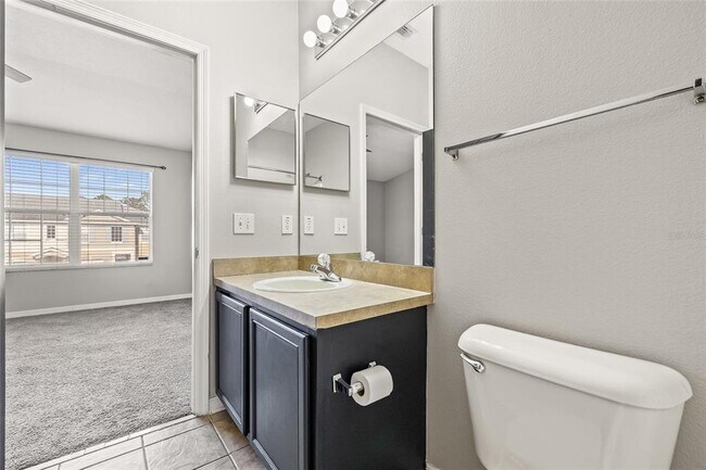 Building Photo - 16302 Swan View Cir