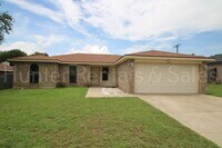 Building Photo - Bright, Open, and Ready to Welcome You Home