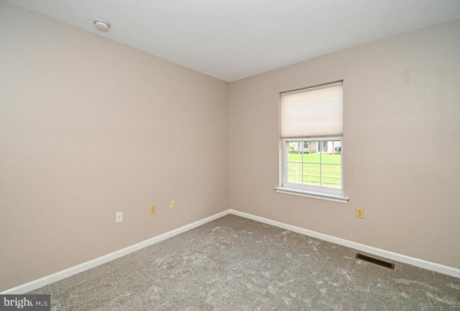 Building Photo - 1055 Balley Dr