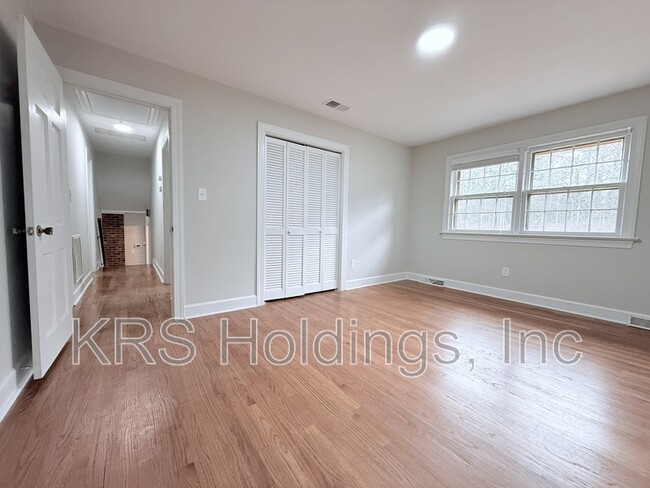 Building Photo - 2501 New Bern Ave