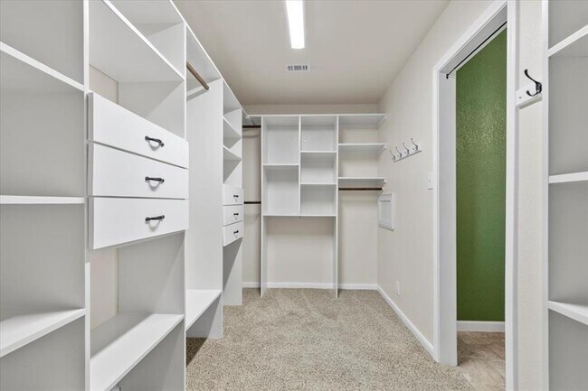 Building Photo - 316 Wildcat Dr