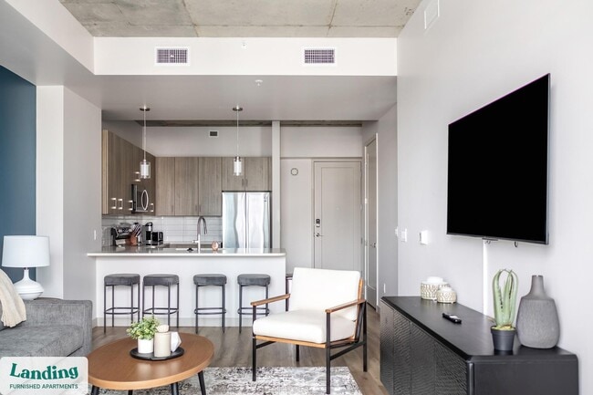 Building Photo - 151 S State St