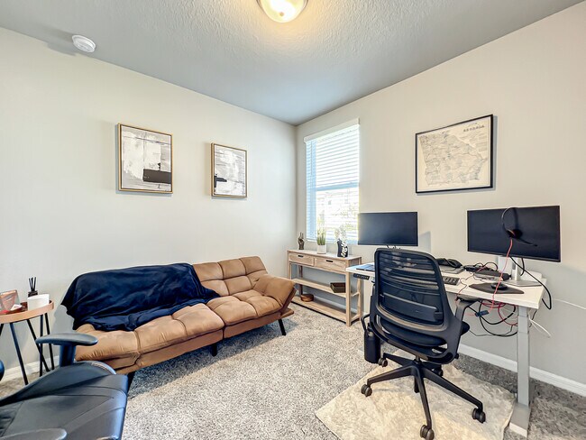 Building Photo - 2362 Brassie Ct