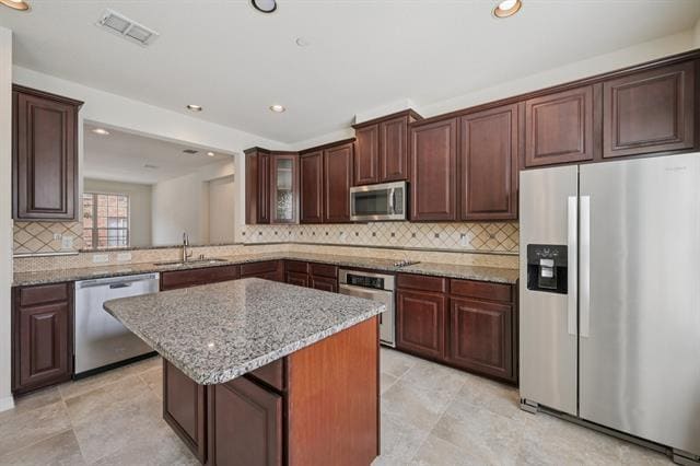 Building Photo - 3934 Amberwood Dr