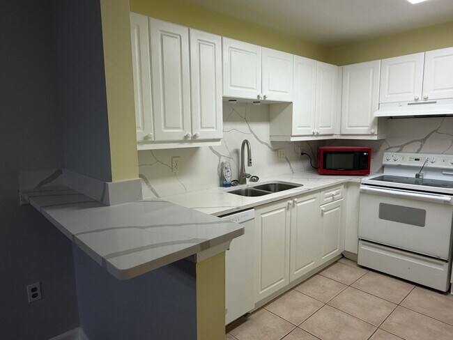 Building Photo - 80 Paddle boat Ln