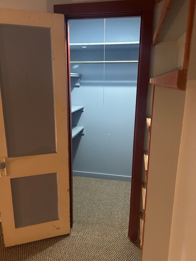 Building Photo - 1500 Orchard Ave