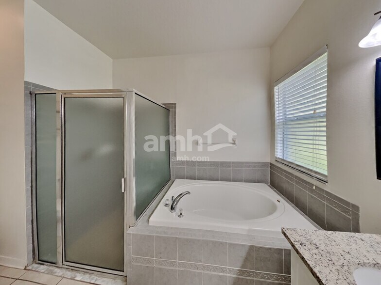 Building Photo - 8124 Diablo Ct