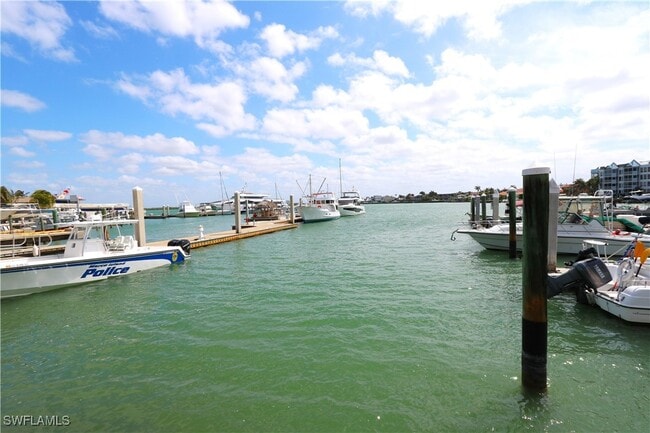 Building Photo - 1015 Anglers Cove