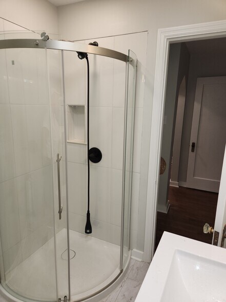 Star Trek Show Stall - 905 Benton Ave