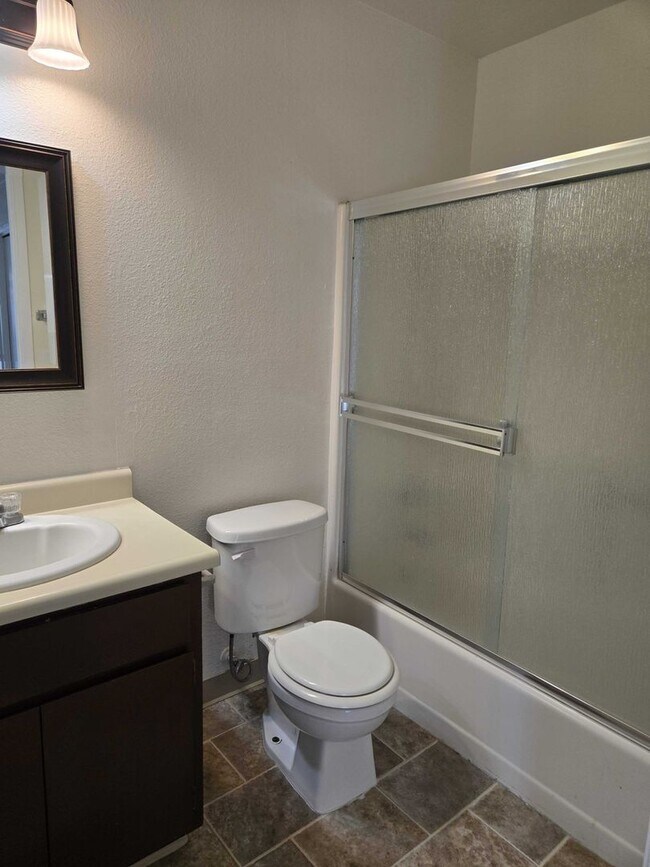 Building Photo - 1706 Elayne Dr