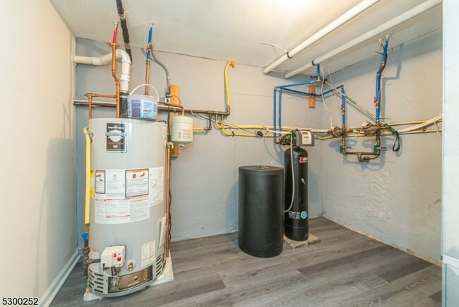 Building Photo - 21 Walsh St