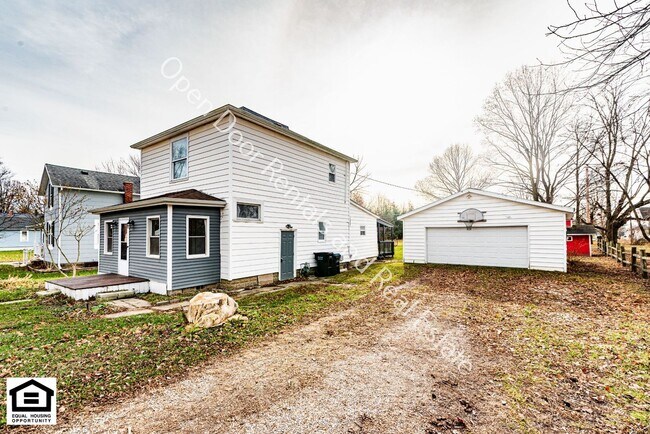 Building Photo - 3 bedroom home now available