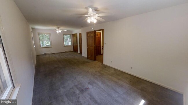 Building Photo - 3842 Stoneybrook Rd