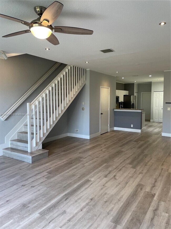 Building Photo - 2469 Cordoba Bend
