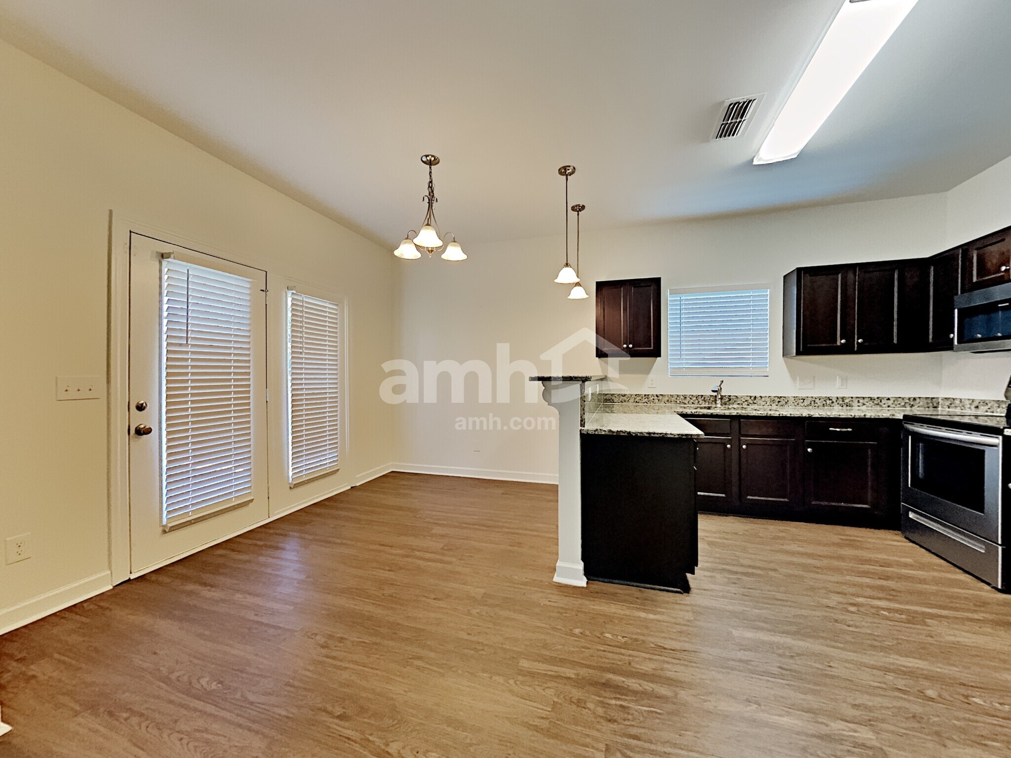 Building Photo - 4870 Beryl Dr