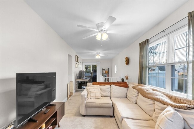 Building Photo - 36 Kulig St