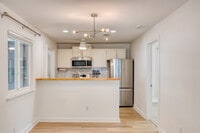 Building Photo - 5407 Spring Meadow Rd