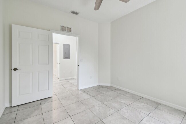 Building Photo - 2632 River Preserve Ct