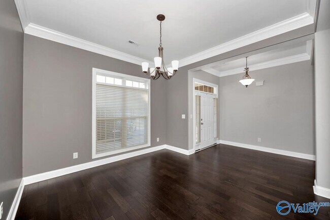 Building Photo - 108 Blackwood Dr NW