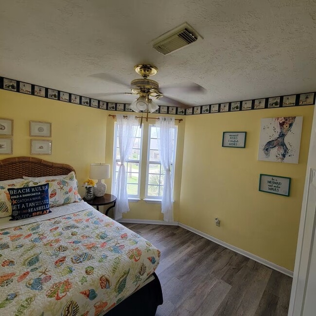 Building Photo - 22101 Lampasas Dr